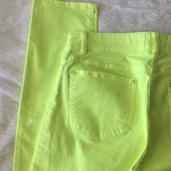 Aritiza Wilfred Free  Neon Pants NWT - Picture 8 of 9